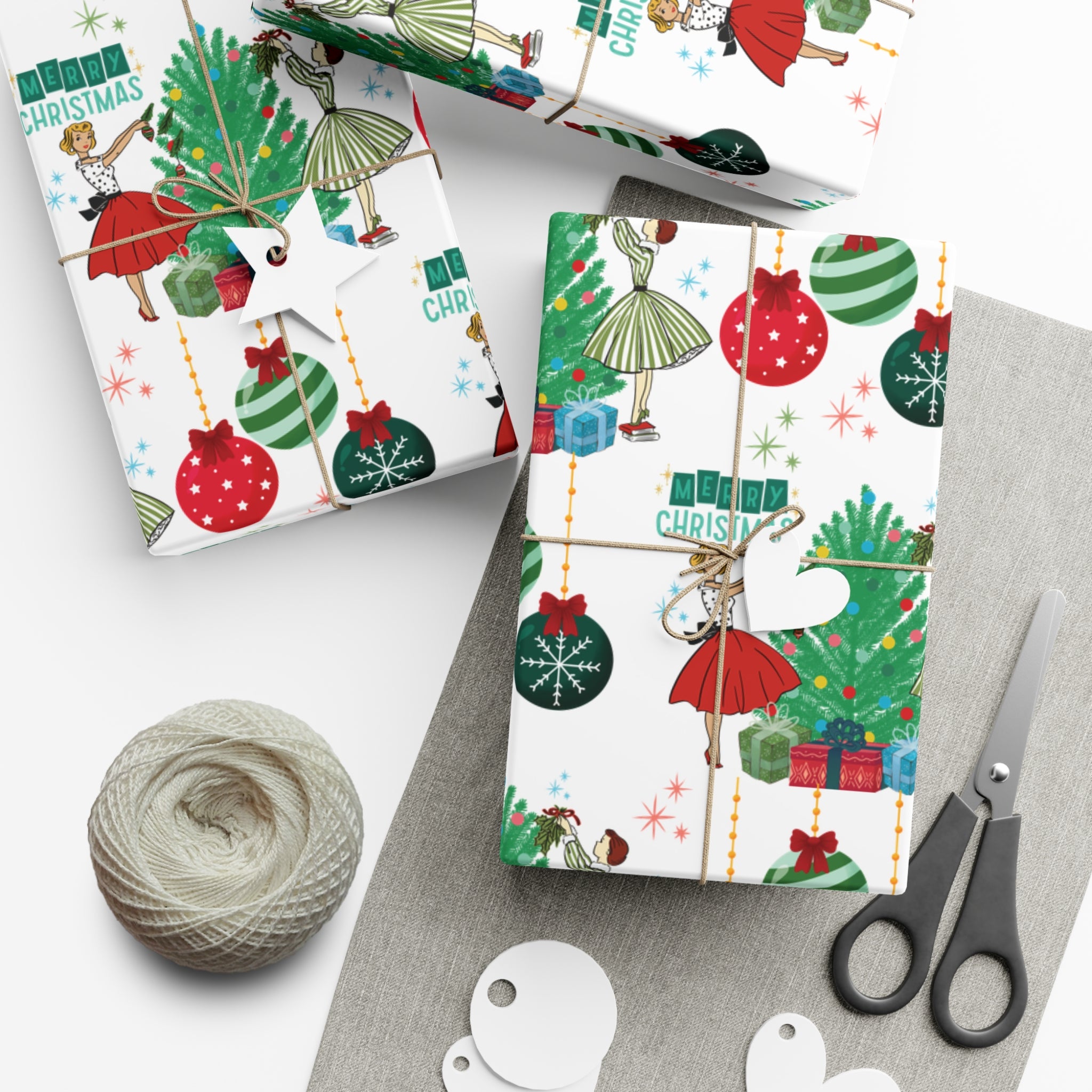Retro Glam Christmas Wrapping Paper  50s Holiday Gift Wrap, Festive Fun Design for Stylish Presents, 3 Size Options Available Gift Mom