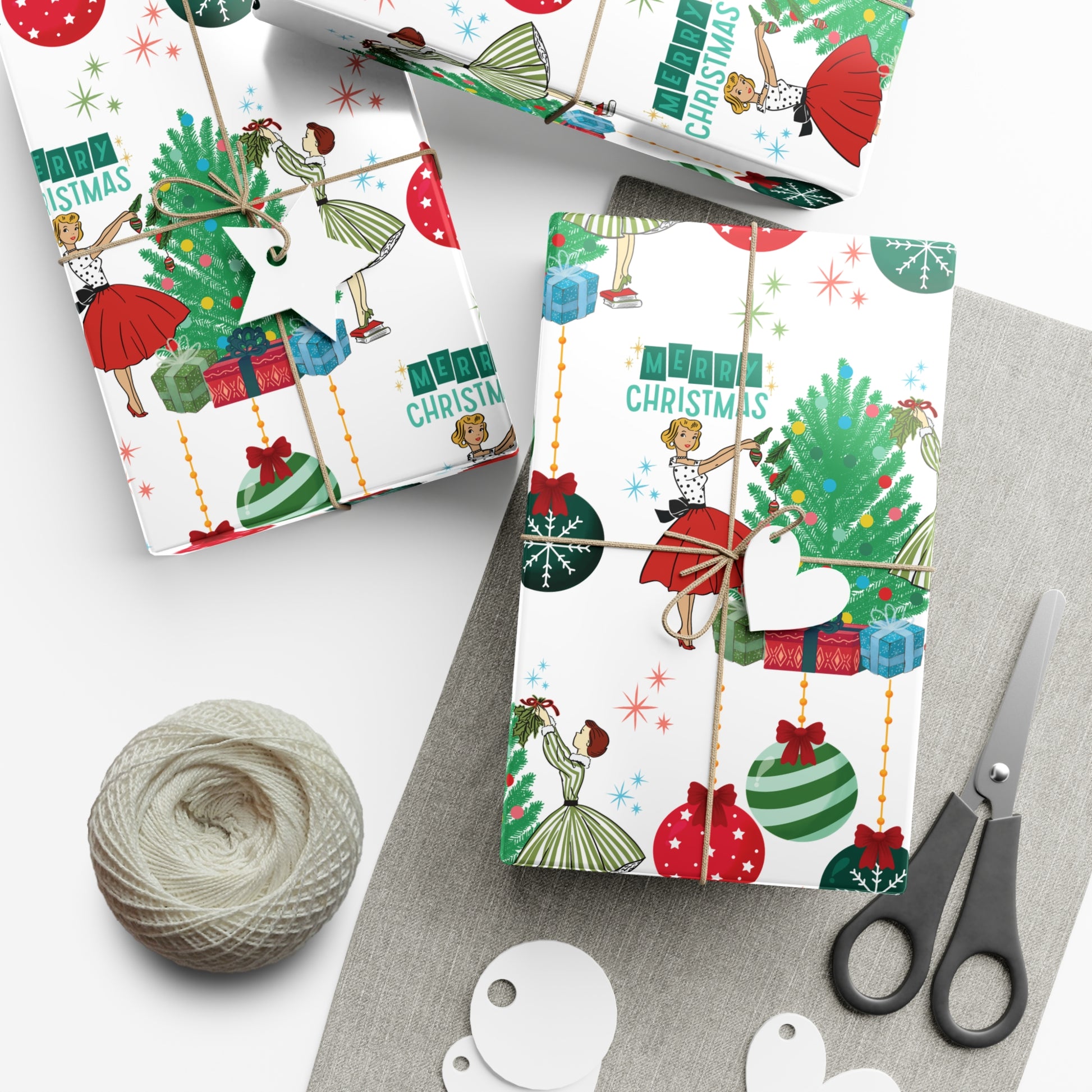 Retro Glam Christmas Wrapping Paper  50s Holiday Gift Wrap, Festive Fun Design for Stylish Presents, 3 Size Options Available Gift Mom