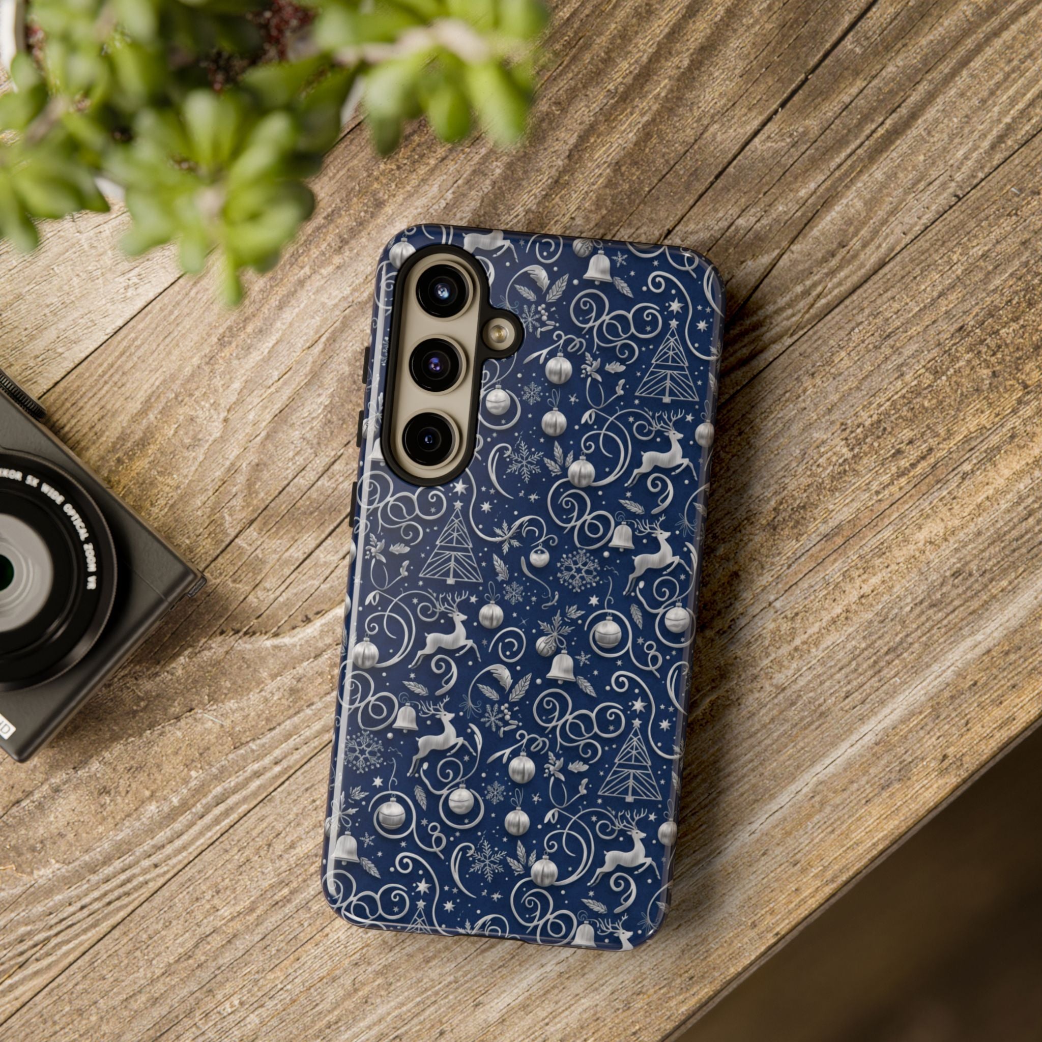 Coque Téléphone Noël Bleu & Argent – Motif Paillettes Festives pour iPhone 17, Tous iPhones & Galaxy | Cadeau MRSBYVALLE pour Elle