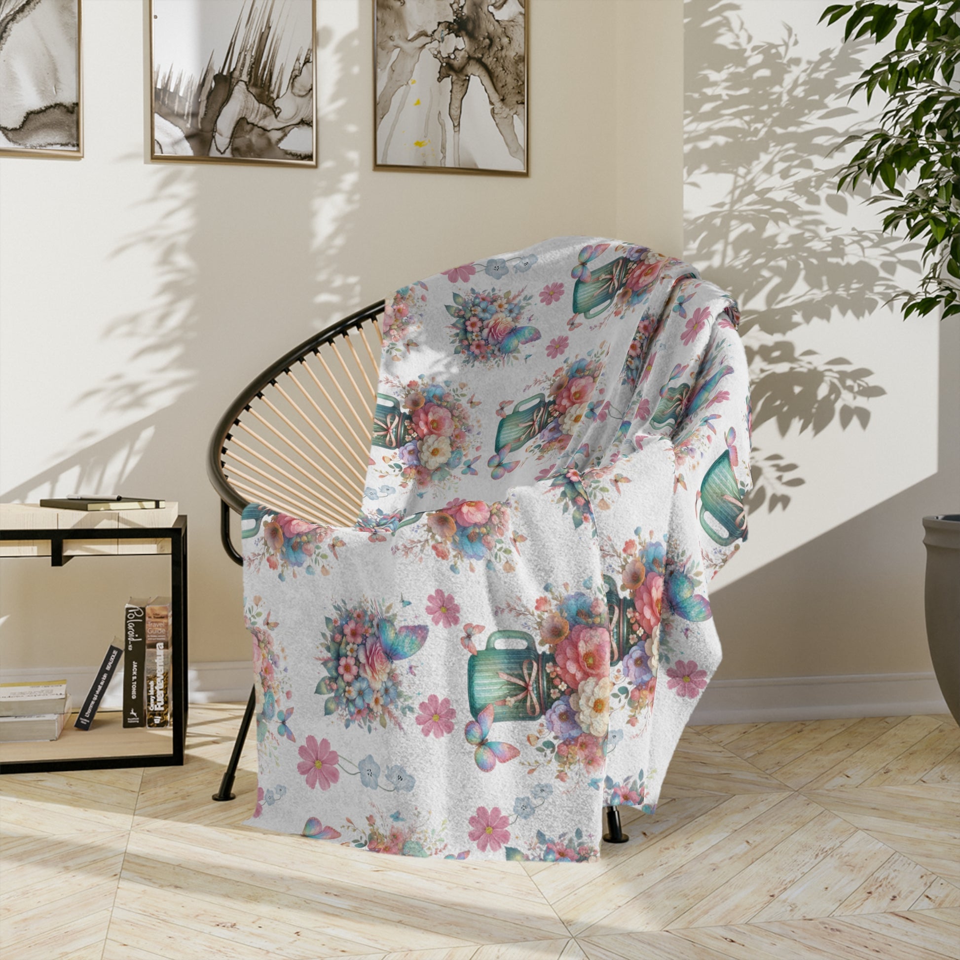 White Pastel Wildflower Minky Blanket Luxurious 100% Polyester Cozy Comfort Throw Ultra-Soft Microfiber Comfort Blanket, Perfect for Snuggling Decor, Cozy All-Season Warmth, Comfort Housewarming Gift Throw.