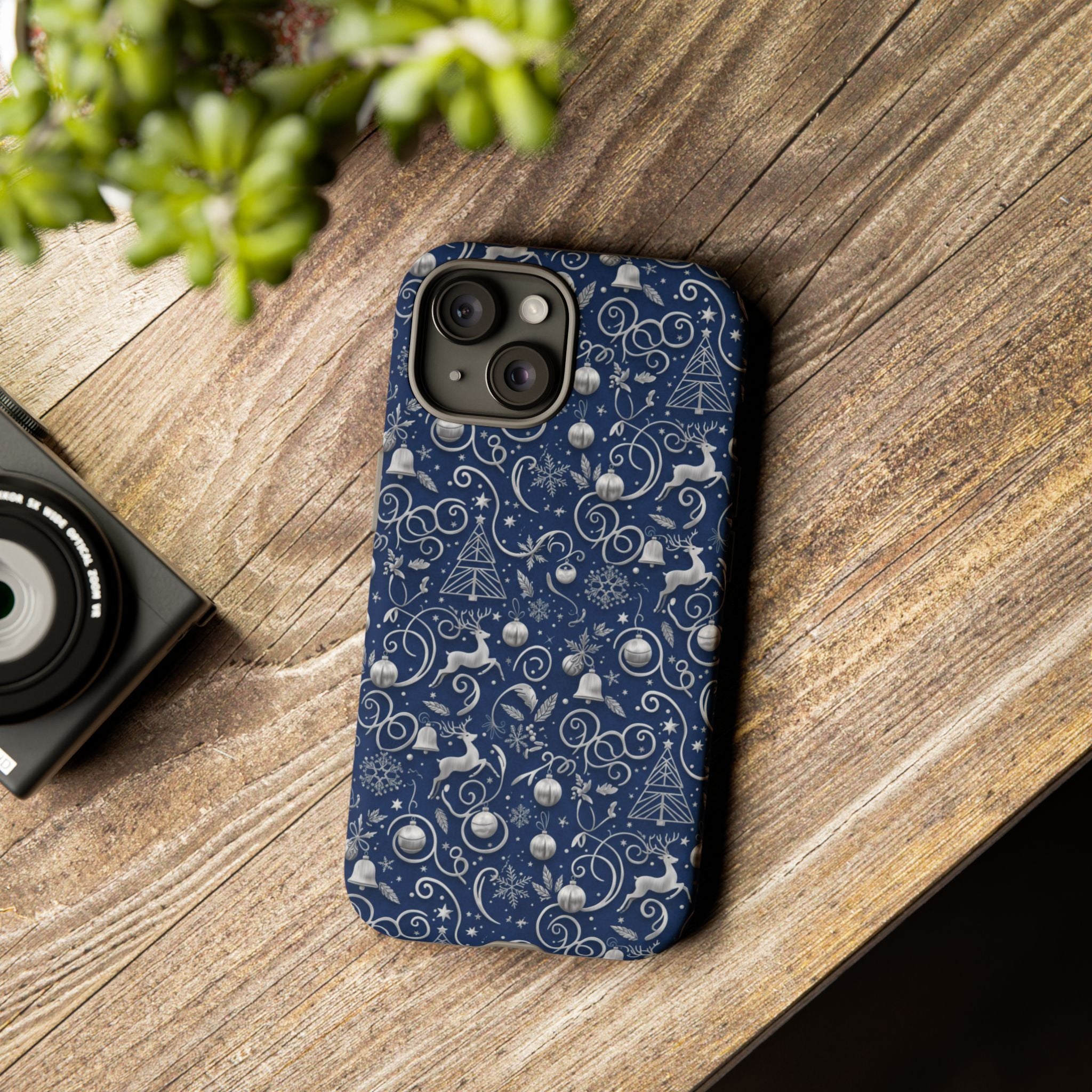 Coque Téléphone Noël Bleu & Argent – Motif Paillettes Festives pour iPhone 17, Tous iPhones & Galaxy | Cadeau MRSBYVALLE pour Elle