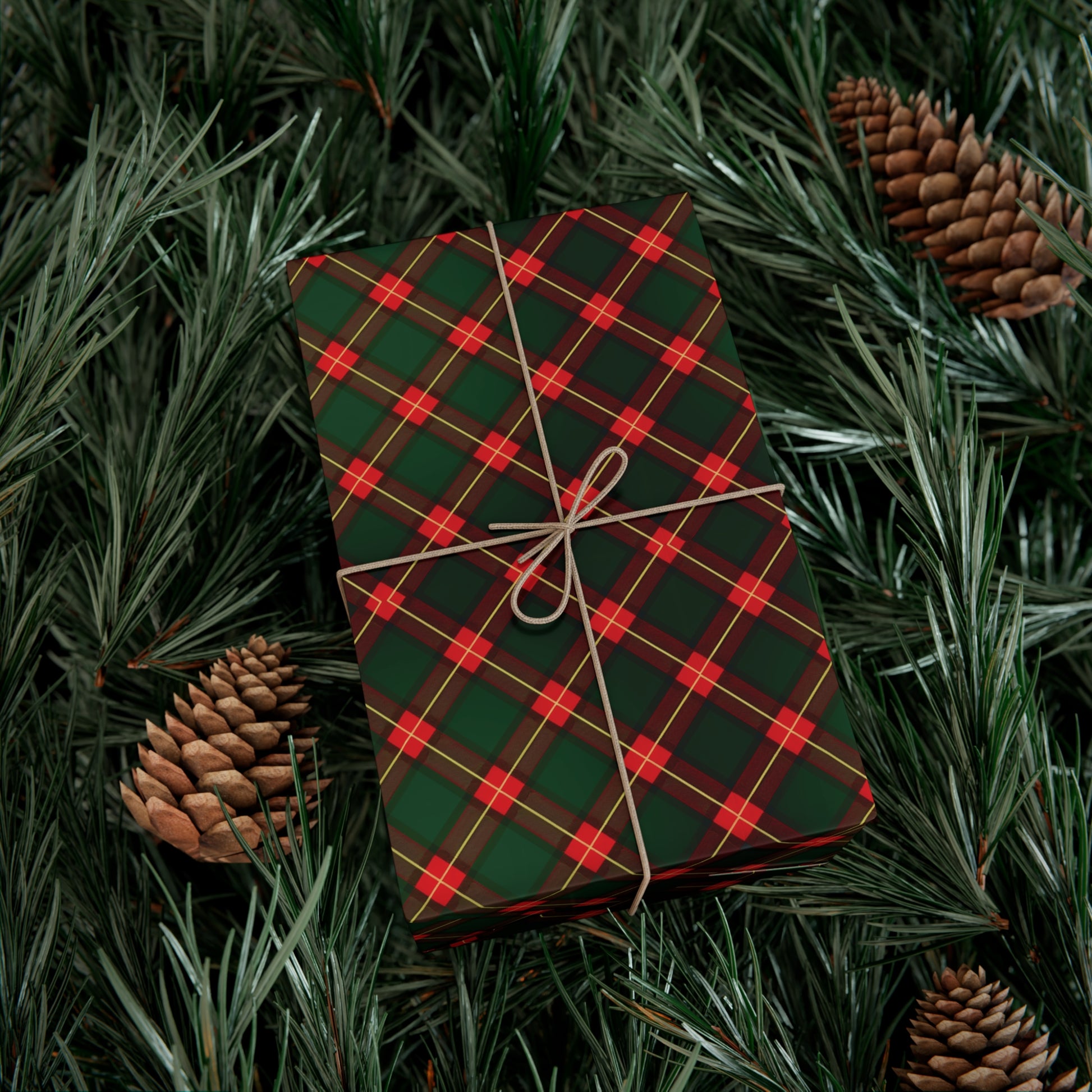 Festive Red & Green Plaid Wrapping Paper - Classic Holiday Gift Wrap for Christmas Presents, Adds Seasonal Charm, Premium Quality Wrapping for All Gifts - MRSBYVALLE