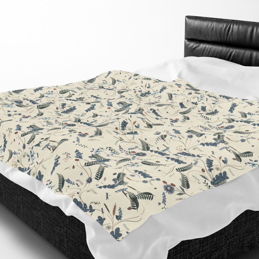Botanical Floral Velveteen Plush Blanket — Soft Cozy Throw