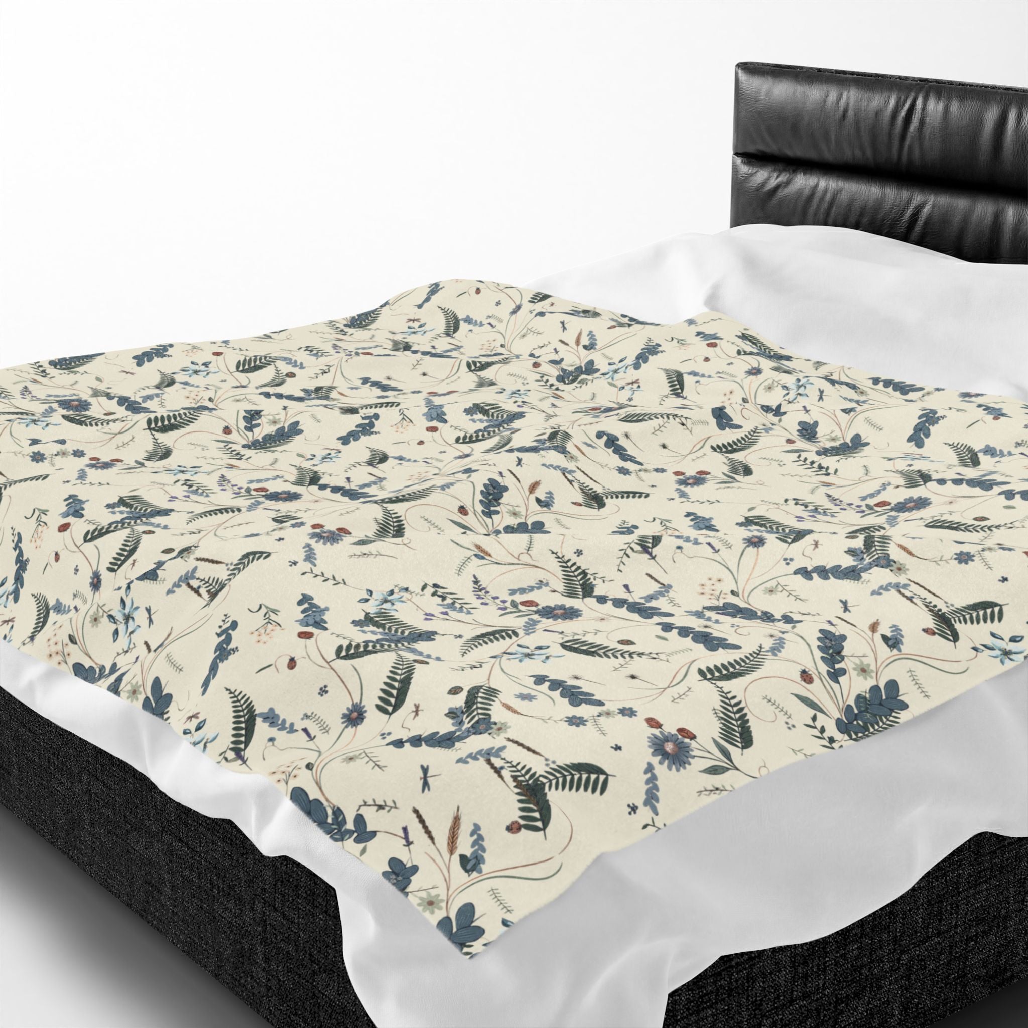Botanical Floral Velveteen Plush Blanket — Soft Cozy Throw