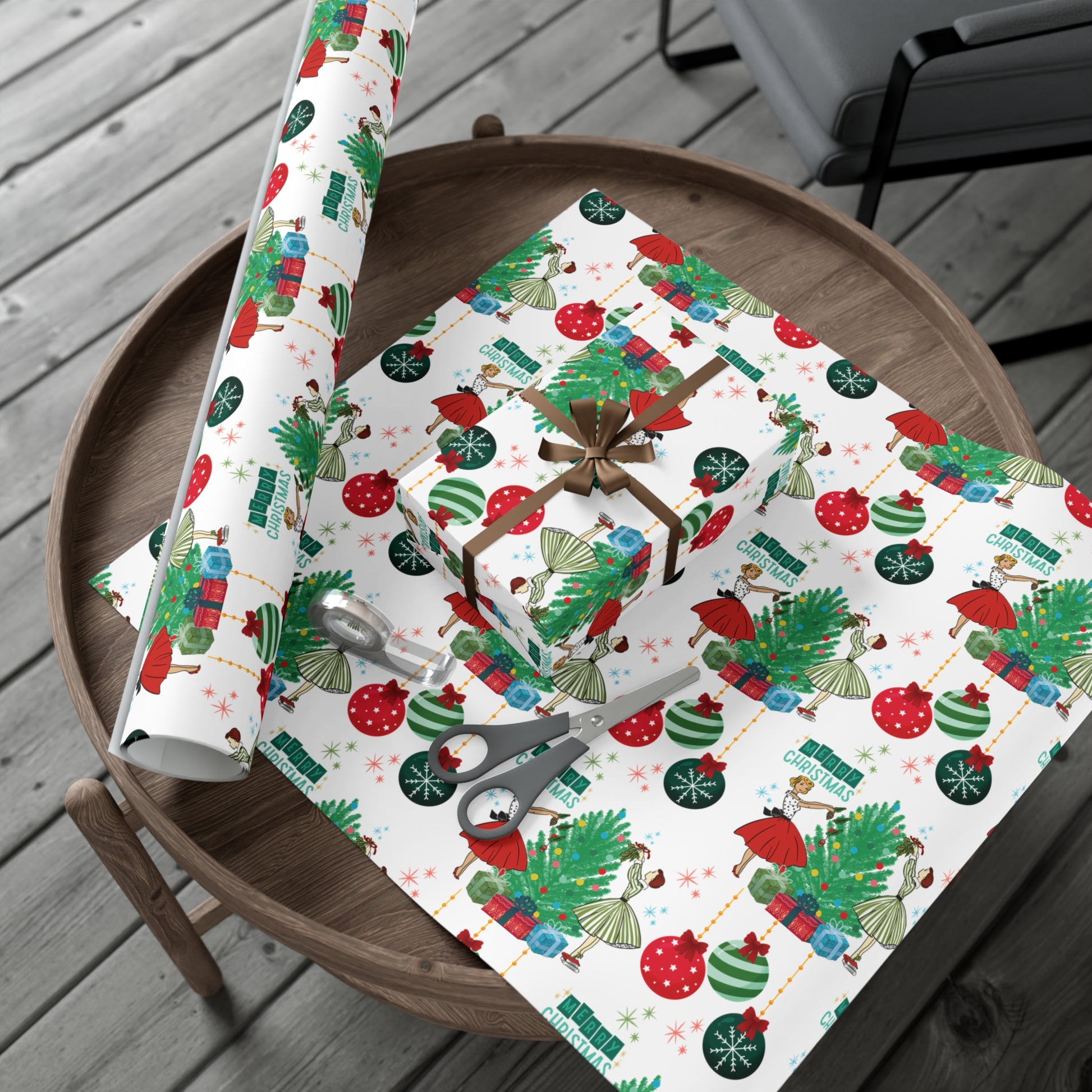 Retro Glam Christmas Wrapping Paper  50s Holiday Gift Wrap, Festive Fun Design for Stylish Presents, 3 Size Options Available Gift Mom