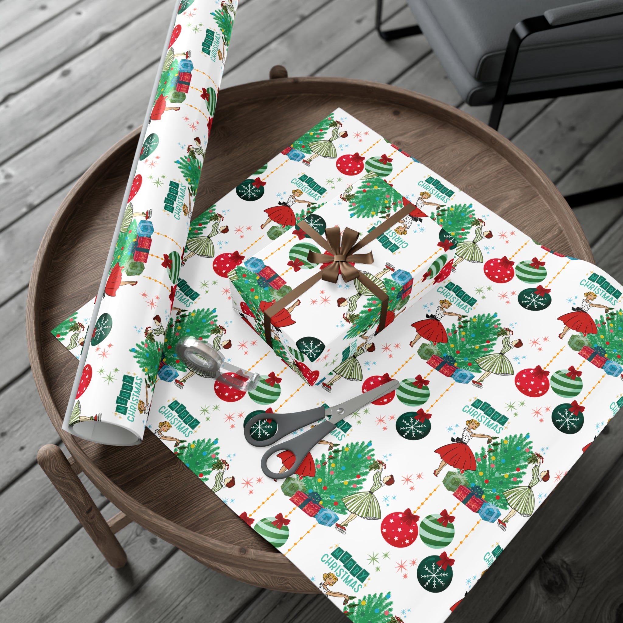 Retro Glam Christmas Wrapping Paper  50s Holiday Gift Wrap, Festive Fun Design for Stylish Presents, 3 Size Options Available Gift Mom