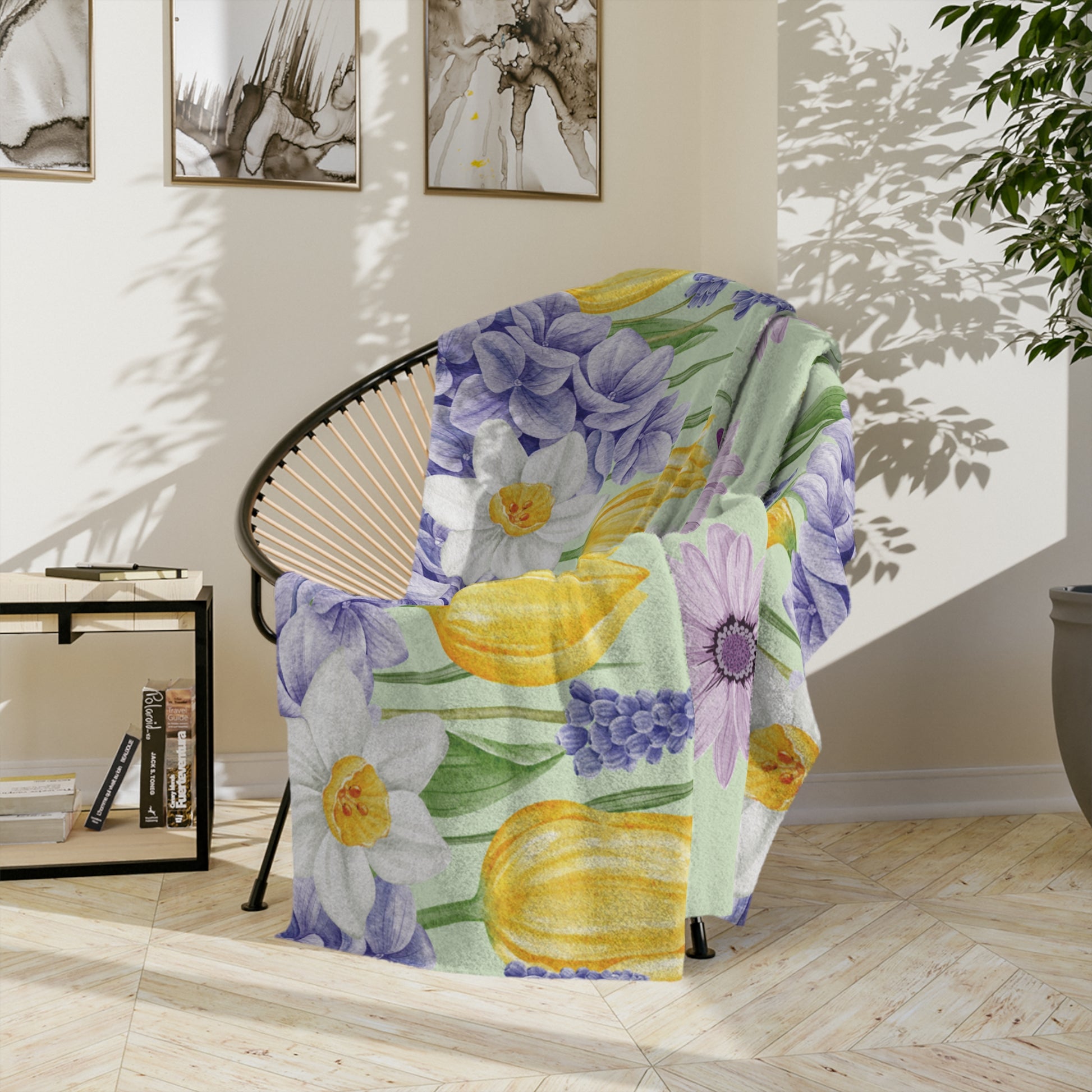 Lavender and Yellow Flower Throw Blanket – Cozy Soft Botanical Design for Bed, Couch, or Reading Nook, Perfect Gift for Nature Lovers & Home Refresh
