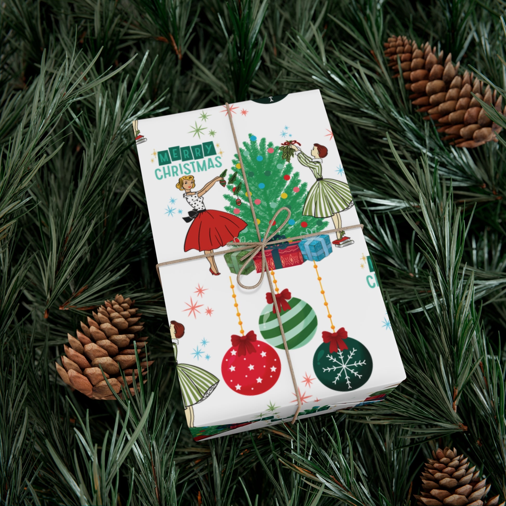 Retro Glam Christmas Wrapping Paper  50s Holiday Gift Wrap, Festive Fun Design for Stylish Presents, 3 Size Options Available Gift Mom