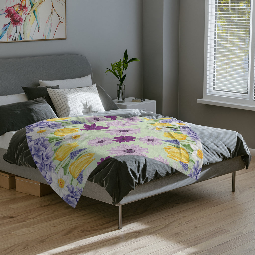 Lavender and Yellow Flower Throw Blanket – Cozy Soft Botanical Design for Bed, Couch, or Reading Nook, Perfect Gift for Nature Lovers & Home Refresh
