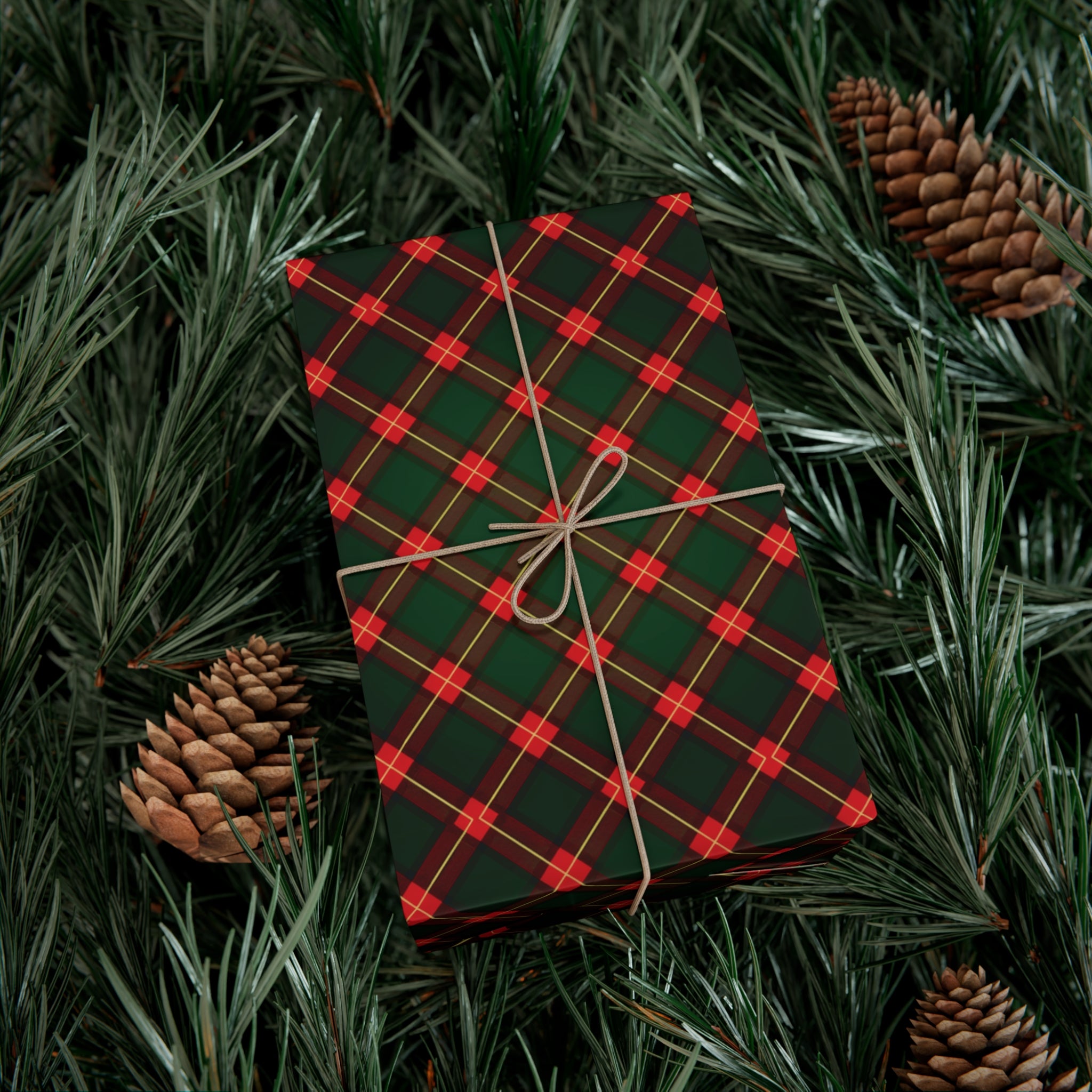 Festive Red & Green Plaid Wrapping Paper - Classic Holiday Gift Wrap for Christmas Presents, Adds Seasonal Charm, Premium Quality Wrapping for All Gifts - MRSBYVALLE