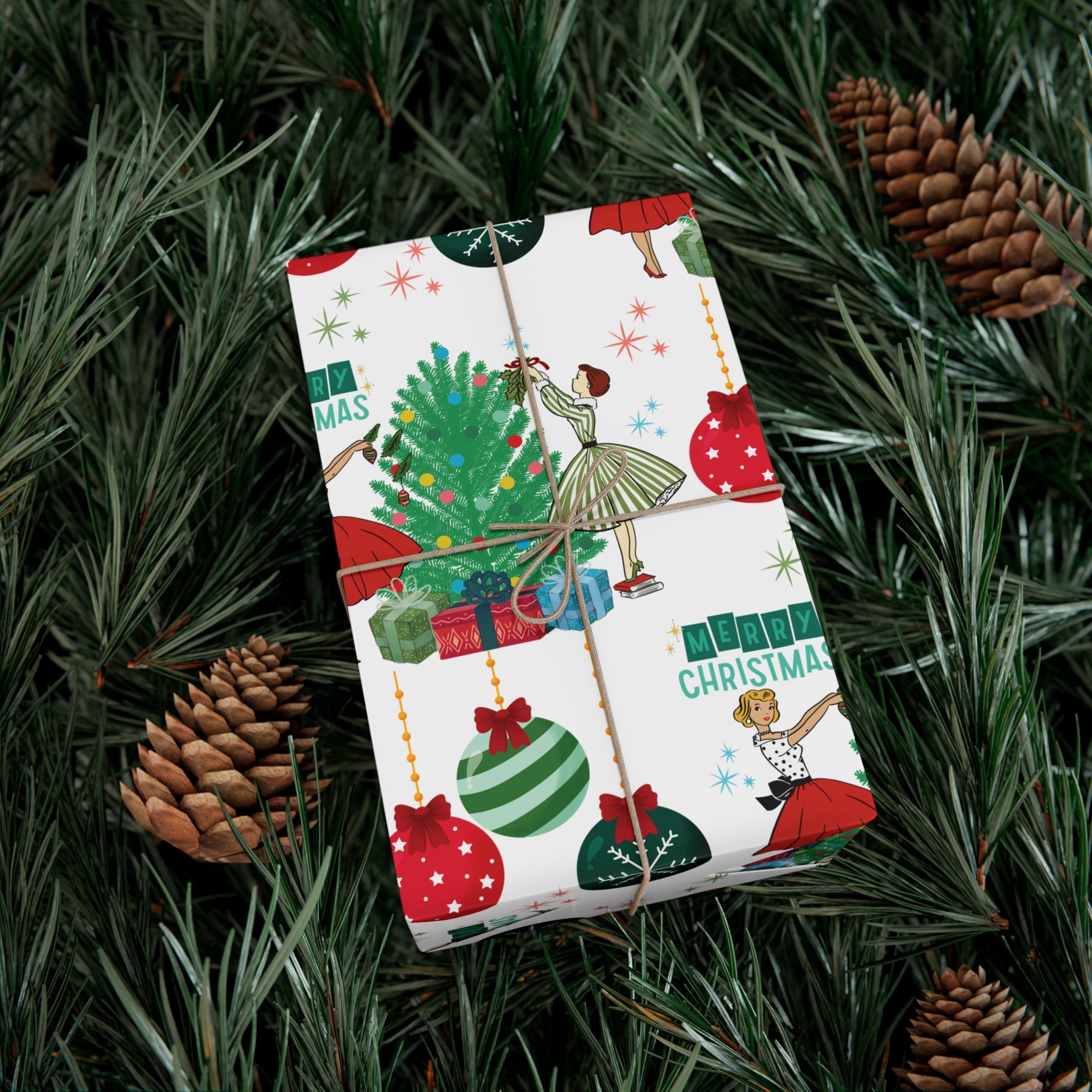 Retro Glam Christmas Wrapping Paper  50s Holiday Gift Wrap, Festive Fun Design for Stylish Presents, 3 Size Options Available Gift Mom