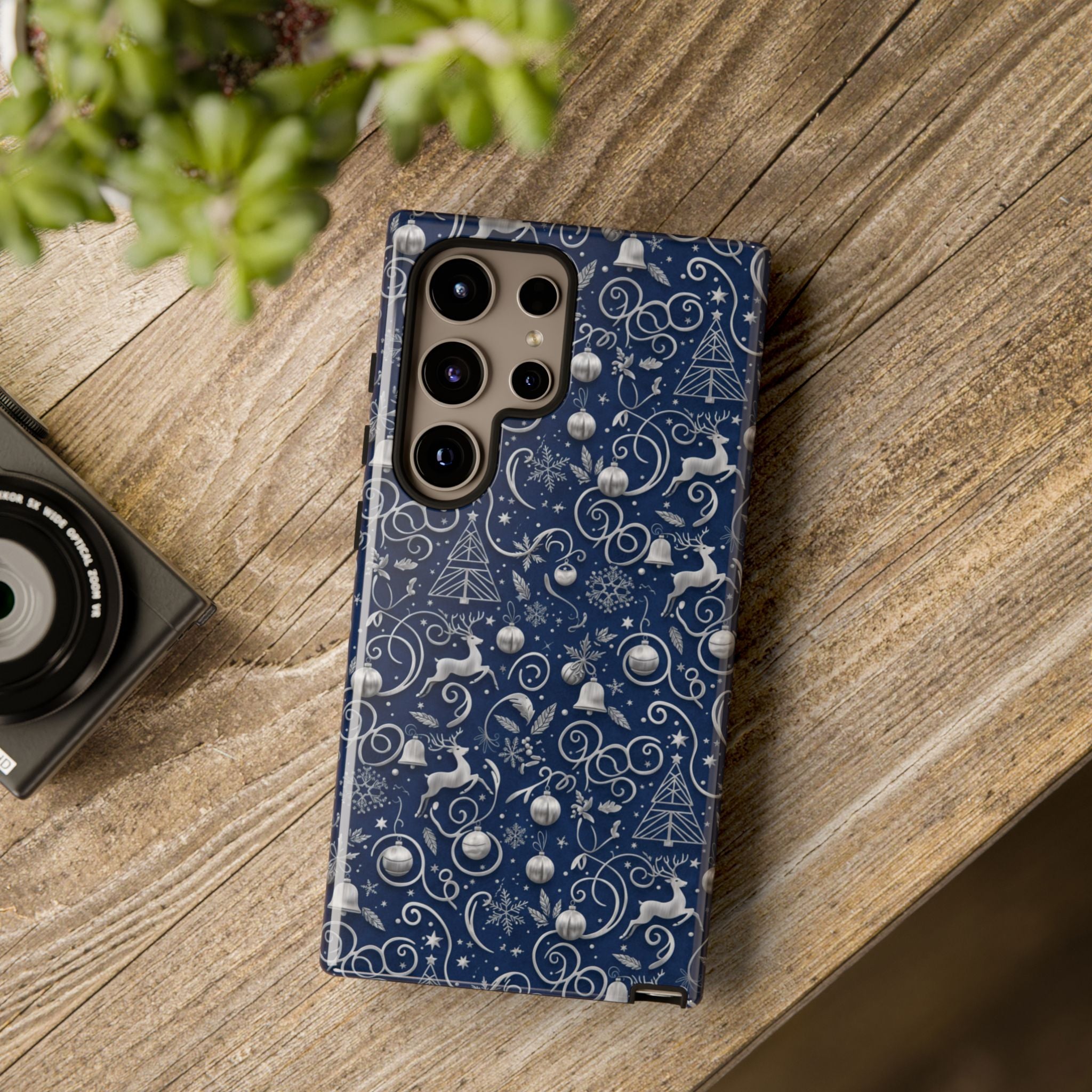Coque Téléphone Noël Bleu & Argent – Motif Paillettes Festives pour iPhone 17, Tous iPhones & Galaxy | Cadeau MRSBYVALLE pour Elle