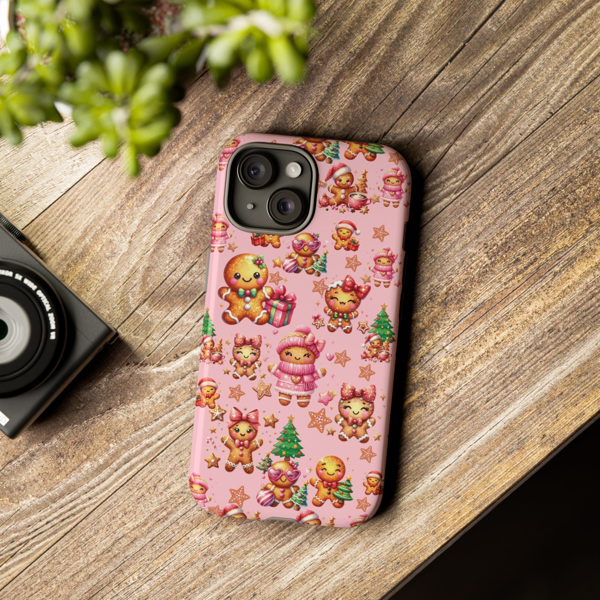 Coque de téléphone en forme de petite fille pain d'épices rose adorable, ambiance girly pour les fêtes, esthétique douce de Noël, idée cadeau mignonne et festive pour elle, housse de protection amusante