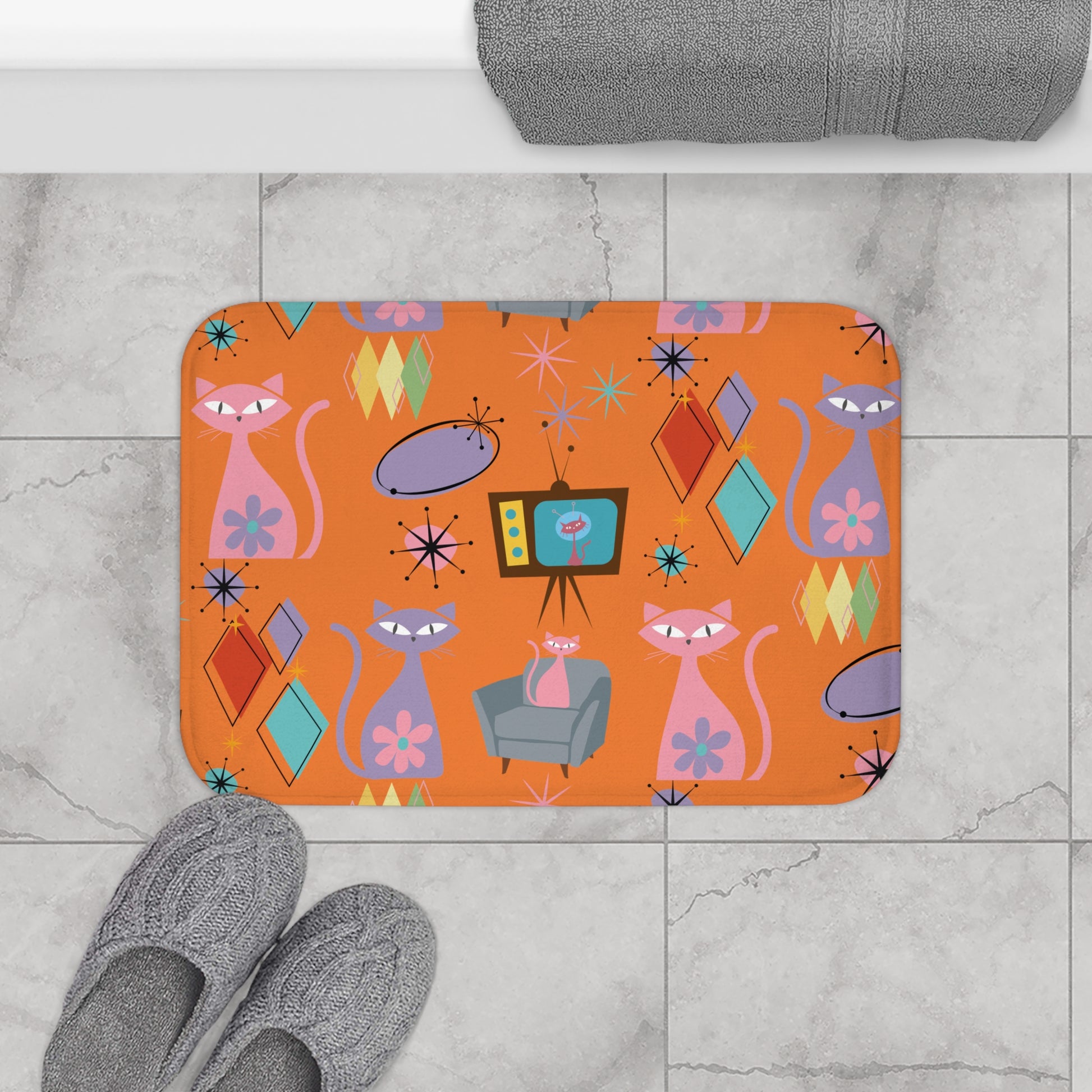 Atomic Cats Retro Bath Mat | Mid Century Modern 1950s Bathroom Decor | Vintage Starburst Cat Design for Funky, Stylish Bathrooms Comfort Home