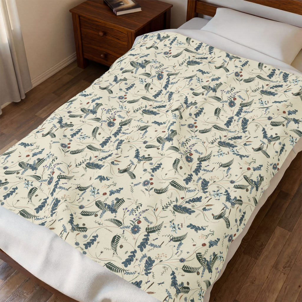 Botanical Floral Velveteen Plush Blanket — Soft Cozy Throw