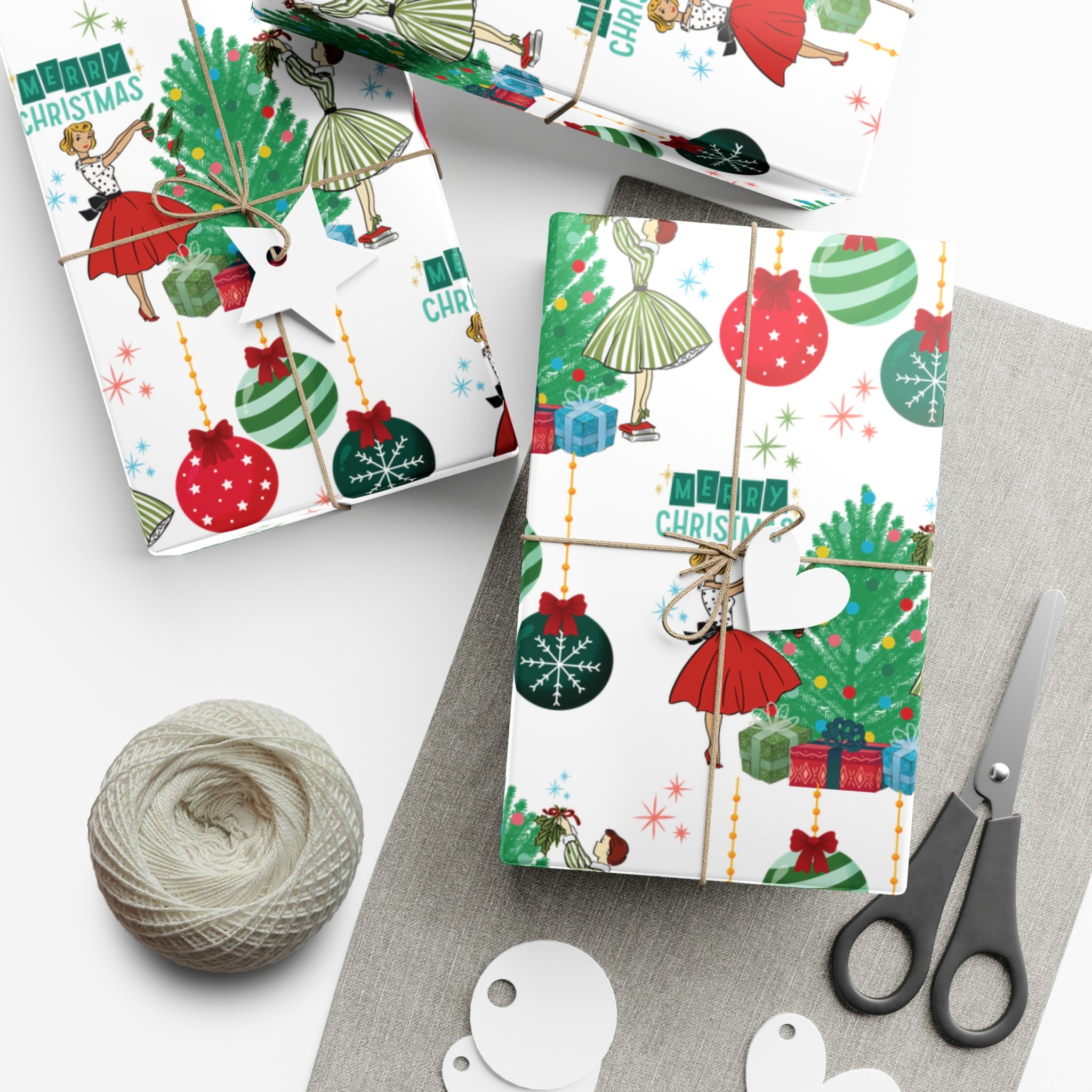 Retro Glam Christmas Wrapping Paper  50s Holiday Gift Wrap, Festive Fun Design for Stylish Presents, 3 Size Options Available Gift Mom