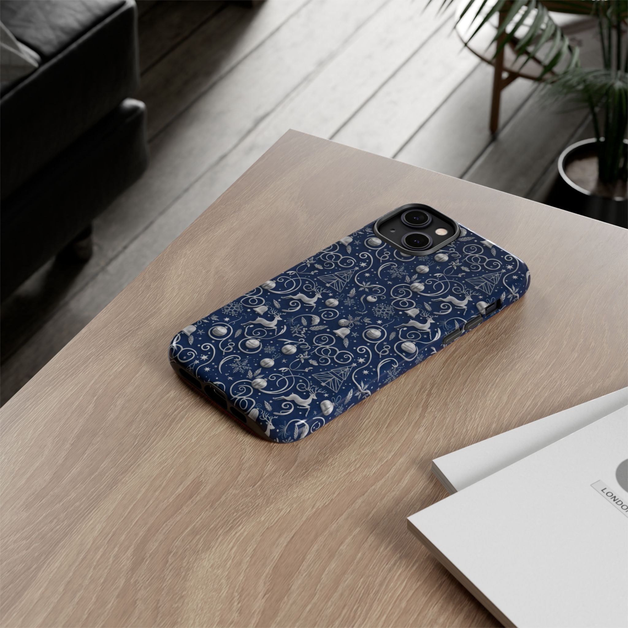 Coque Téléphone Noël Bleu & Argent – Motif Paillettes Festives pour iPhone 17, Tous iPhones & Galaxy | Cadeau MRSBYVALLE pour Elle