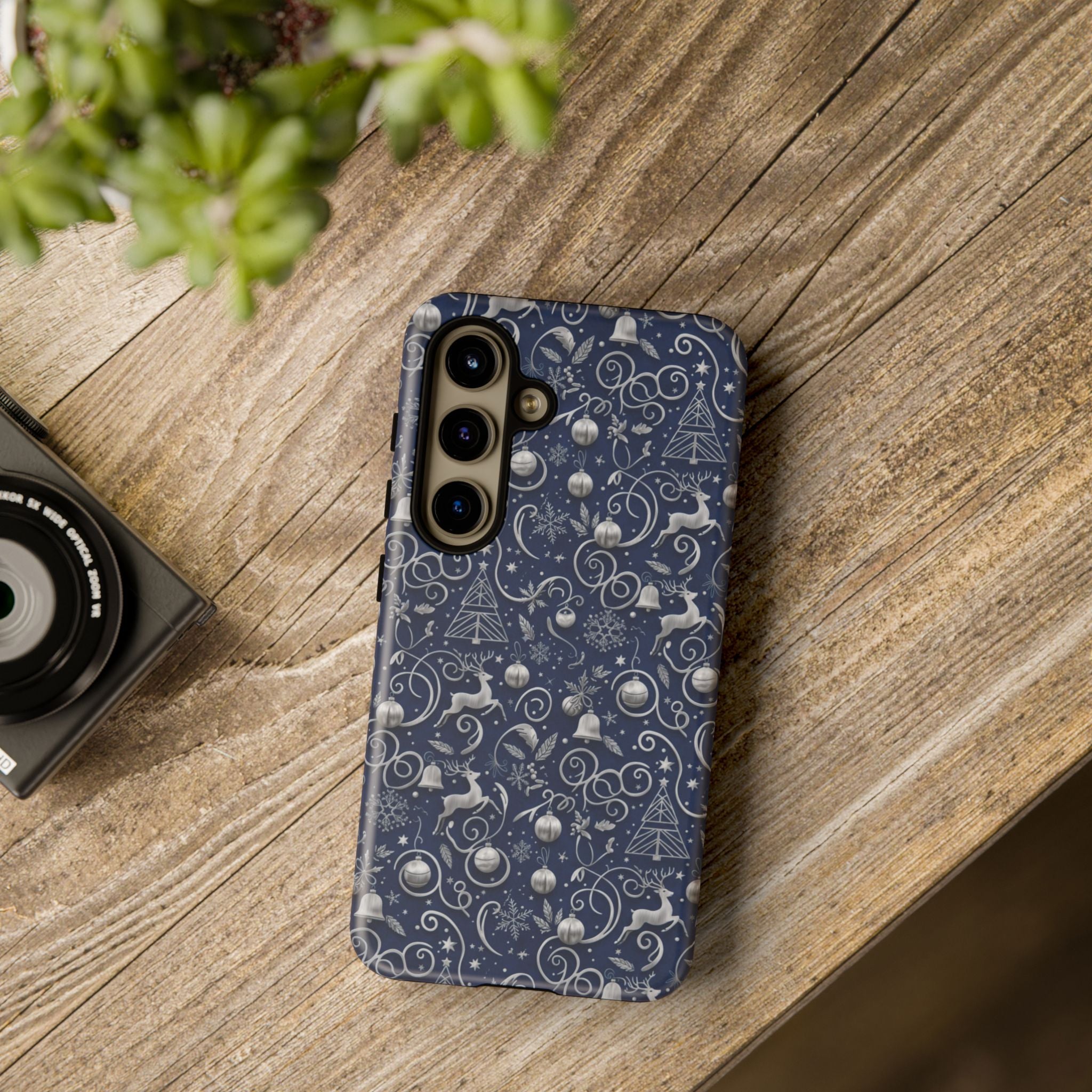 Coque Téléphone Noël Bleu & Argent – Motif Paillettes Festives pour iPhone 17, Tous iPhones & Galaxy | Cadeau MRSBYVALLE pour Elle