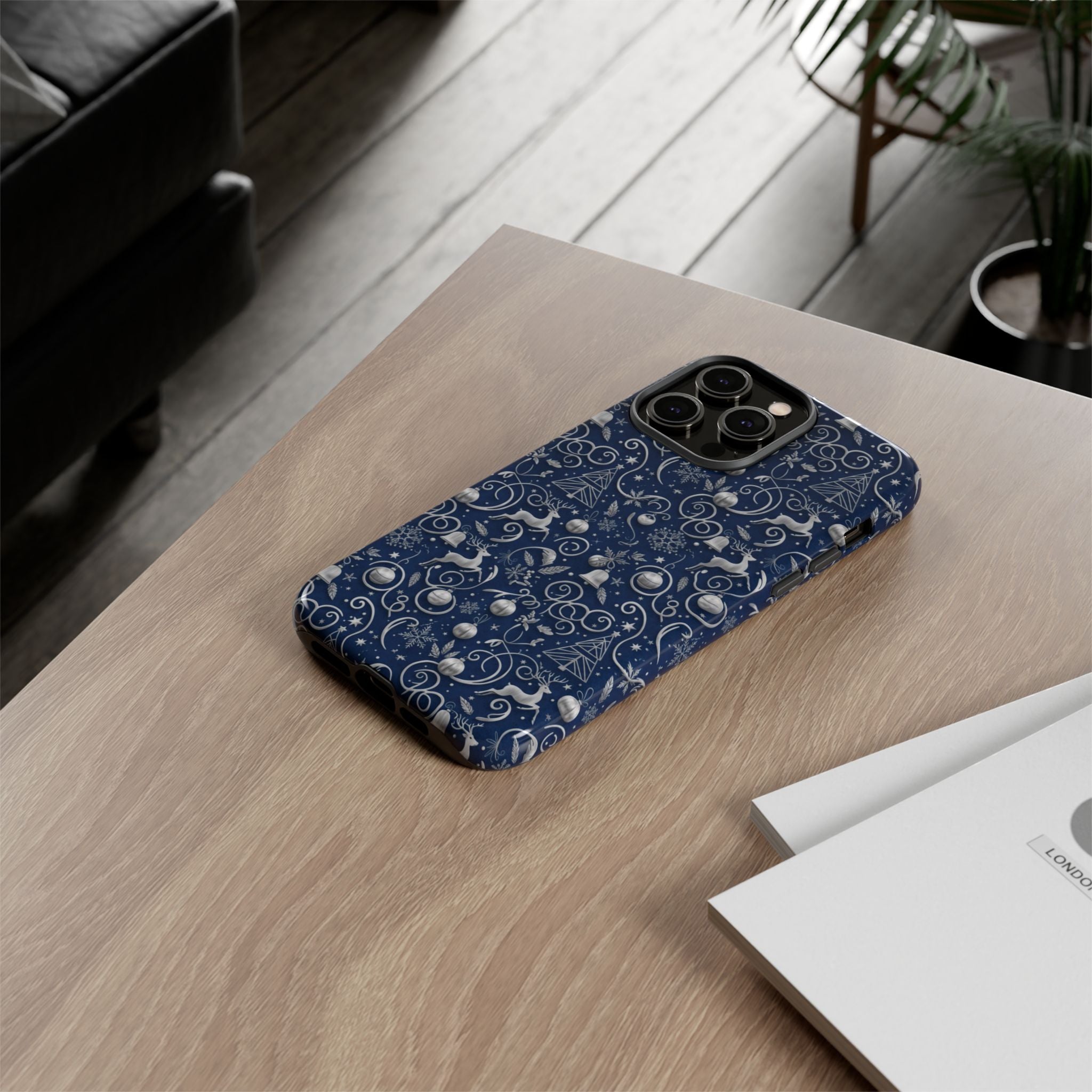 Coque Téléphone Noël Bleu & Argent – Motif Paillettes Festives pour iPhone 17, Tous iPhones & Galaxy | Cadeau MRSBYVALLE pour Elle