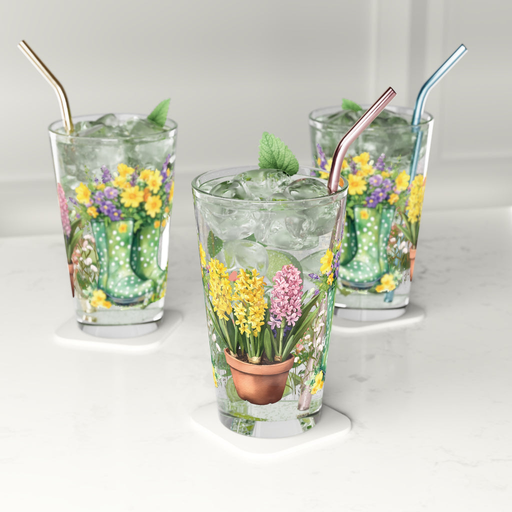 Floral Rainboots 16oz Pint Glass – Charming Drinkware for Celebrations, Parties & Home Entertaining – Perfect Gift for Beer Lovers & Seasonal Gatherings