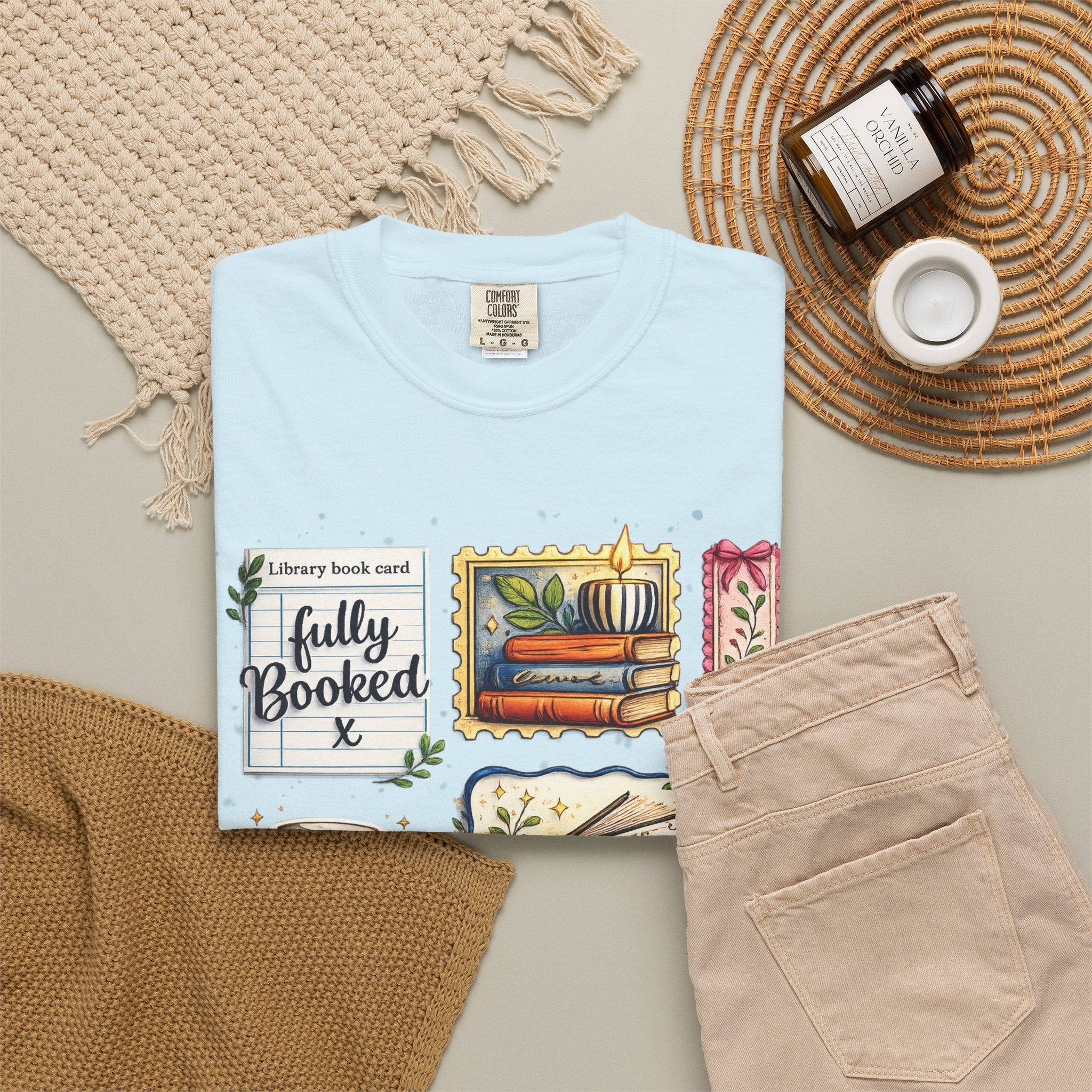 T-shirt Comfort Colors "Just One More Chapter & Coffee" – Confortable pour les amoureux des livres