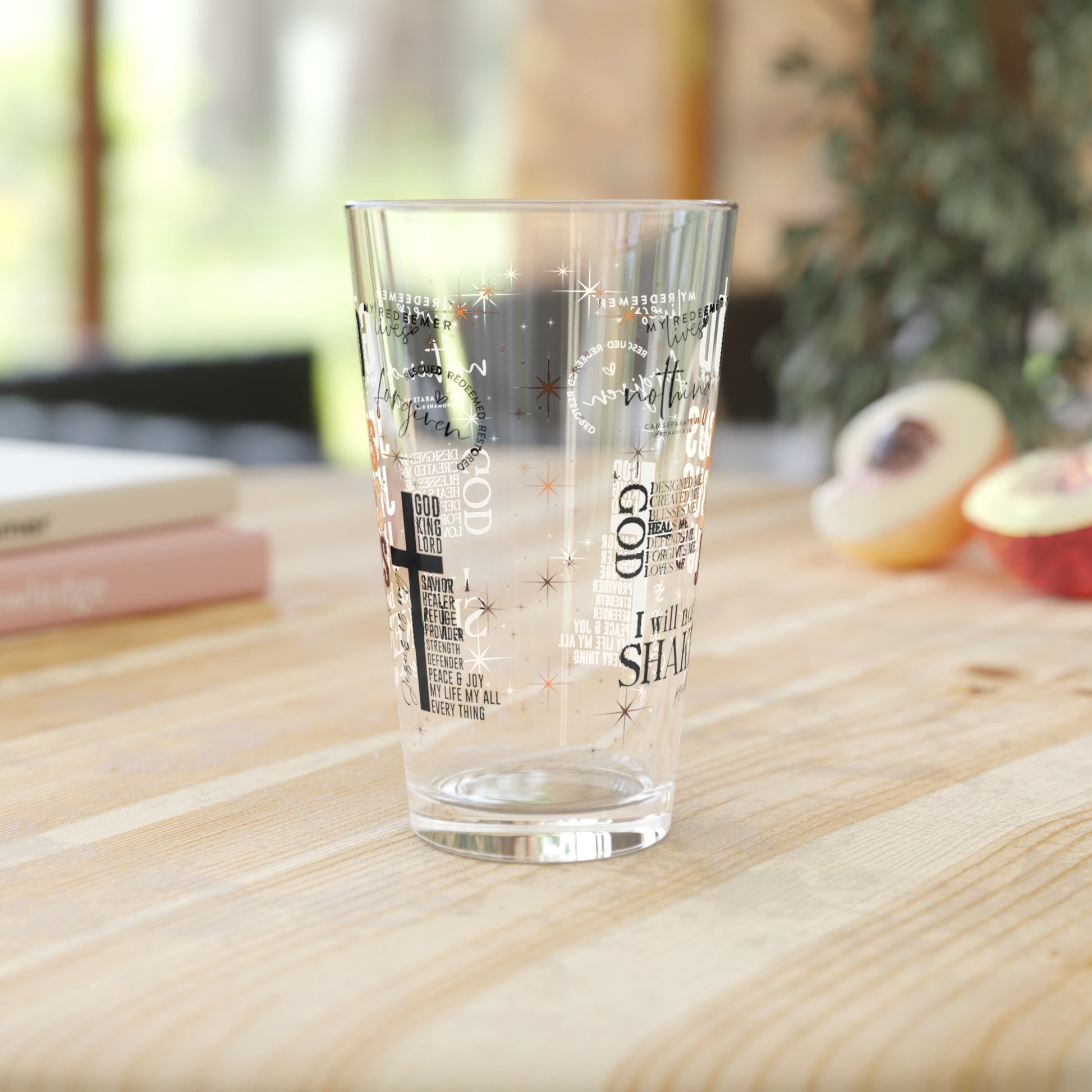 Jesus Quotes 16oz Pint Glass – Scripture Collage, Crystal-Clear Durable Glass, Hand-Wash Only, Christian Gift for Iced Coffee, Lemonade, Soda & Water