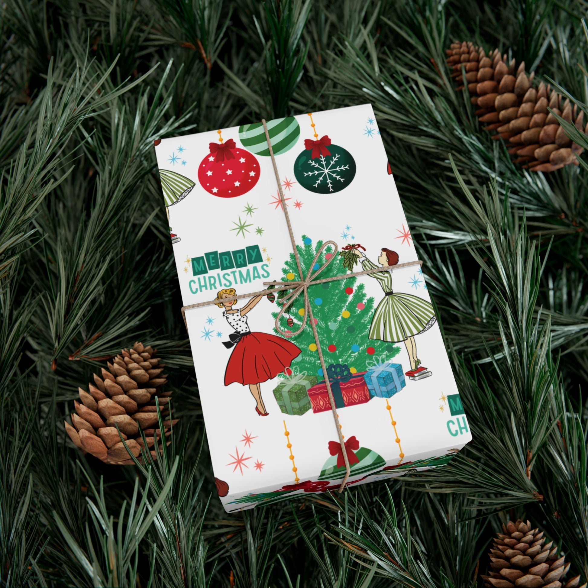 Retro Glam Christmas Wrapping Paper  50s Holiday Gift Wrap, Festive Fun Design for Stylish Presents, 3 Size Options Available Gift Mom