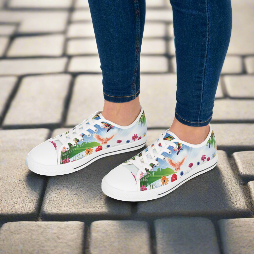 Tropical Birds Women's Low Top Sneakers Breathable Polyester Canvas, Lightweight Stylish Comfortable All-Day Wear, Perfect for Walking and Everyday Activities - MRSBYVALLE