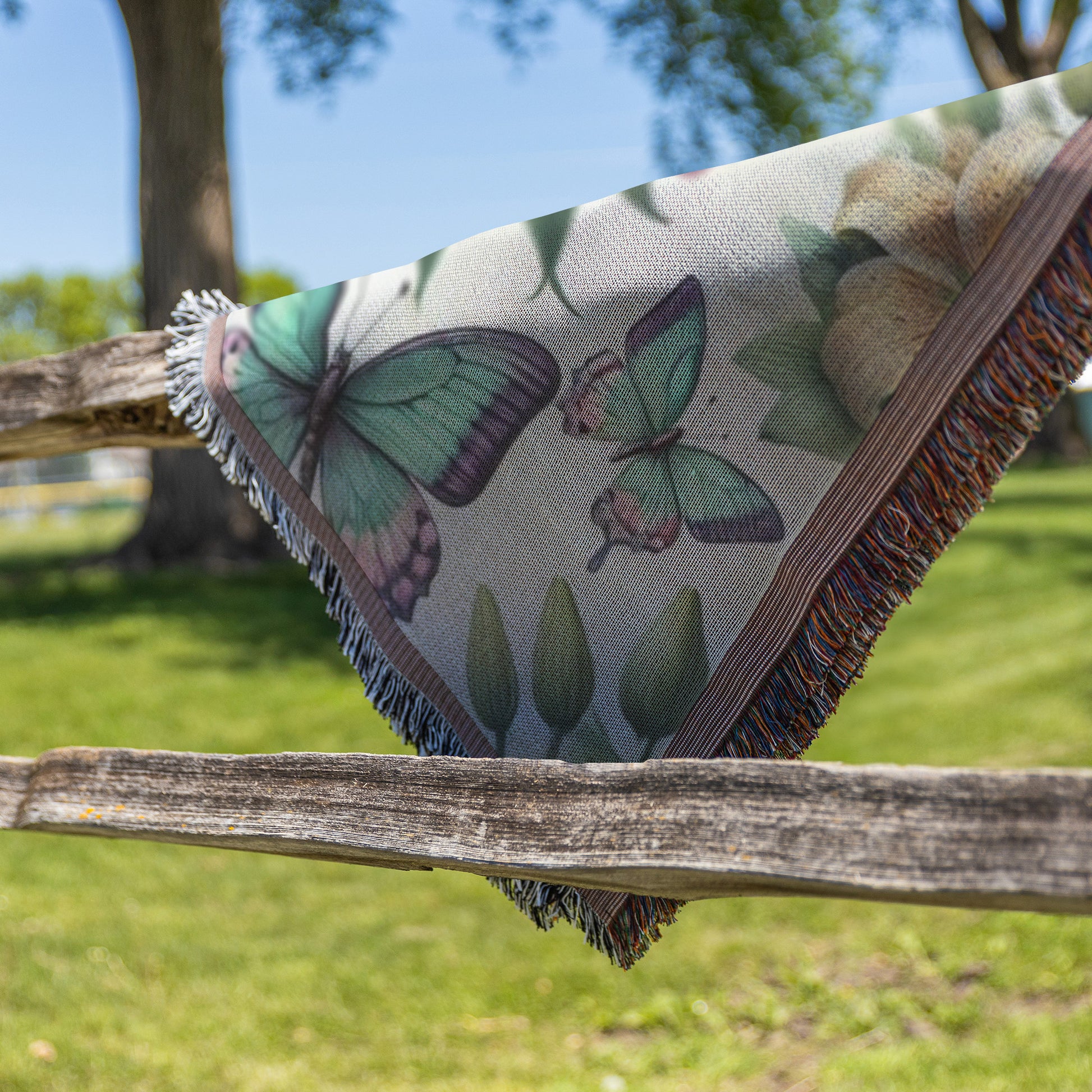 Tiger Lily Floral Woven Blanket 50x60 - Ultra Soft and Cozy Throw Blanket for Home Decor | Perfect for Couch, Bed, and Outdoor Use | Stylish and Durable Woven Design - MRSBYVALLE