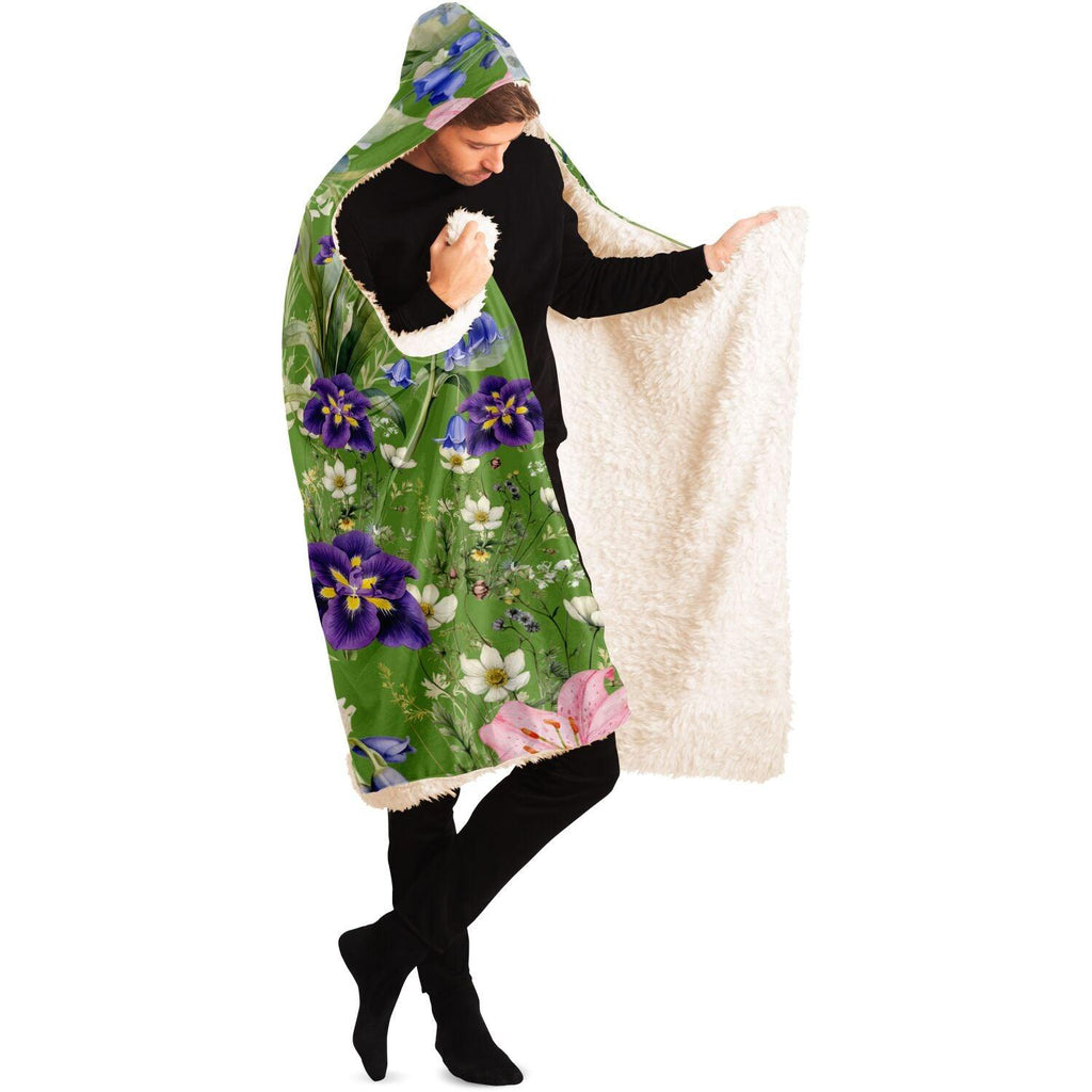 Luxurious Green Hooded Blanket with Purple & Pink Flower Design Cozy, Warm, Perfect for Snuggling Indoors & Outdoors - MRSBYVALLE